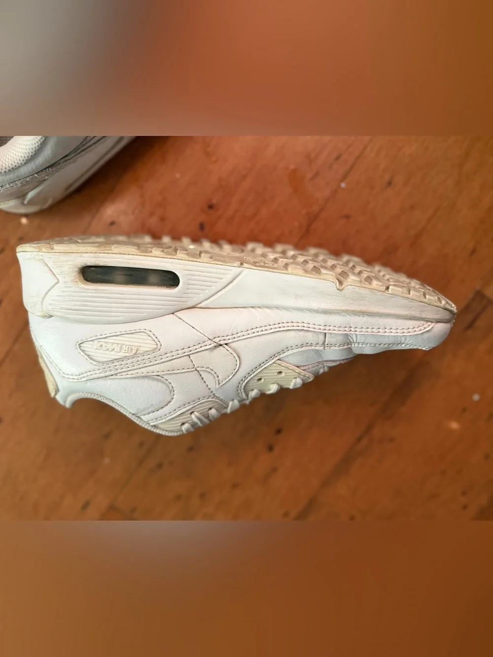 Nike Air Max Off-White Leather Style Sneakers, Sz 5.5y, guc